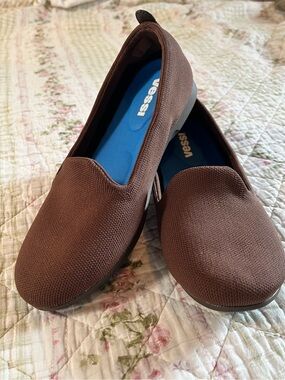 Vessi Women’s Market Flat – Dark Teak / Mocha (Waterproof)